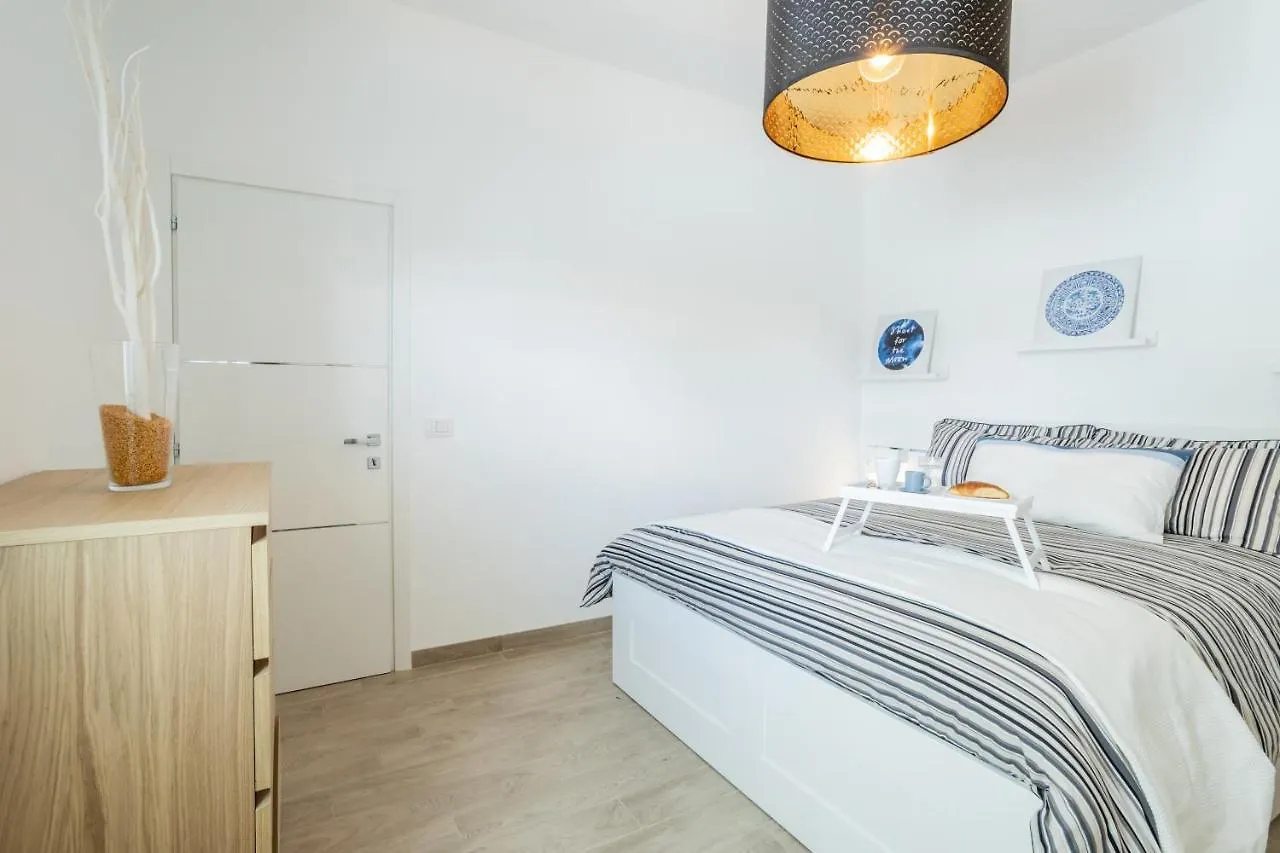 New - Al Mare - Terrazzo - Free Parking - Apartment Riccione 0*,