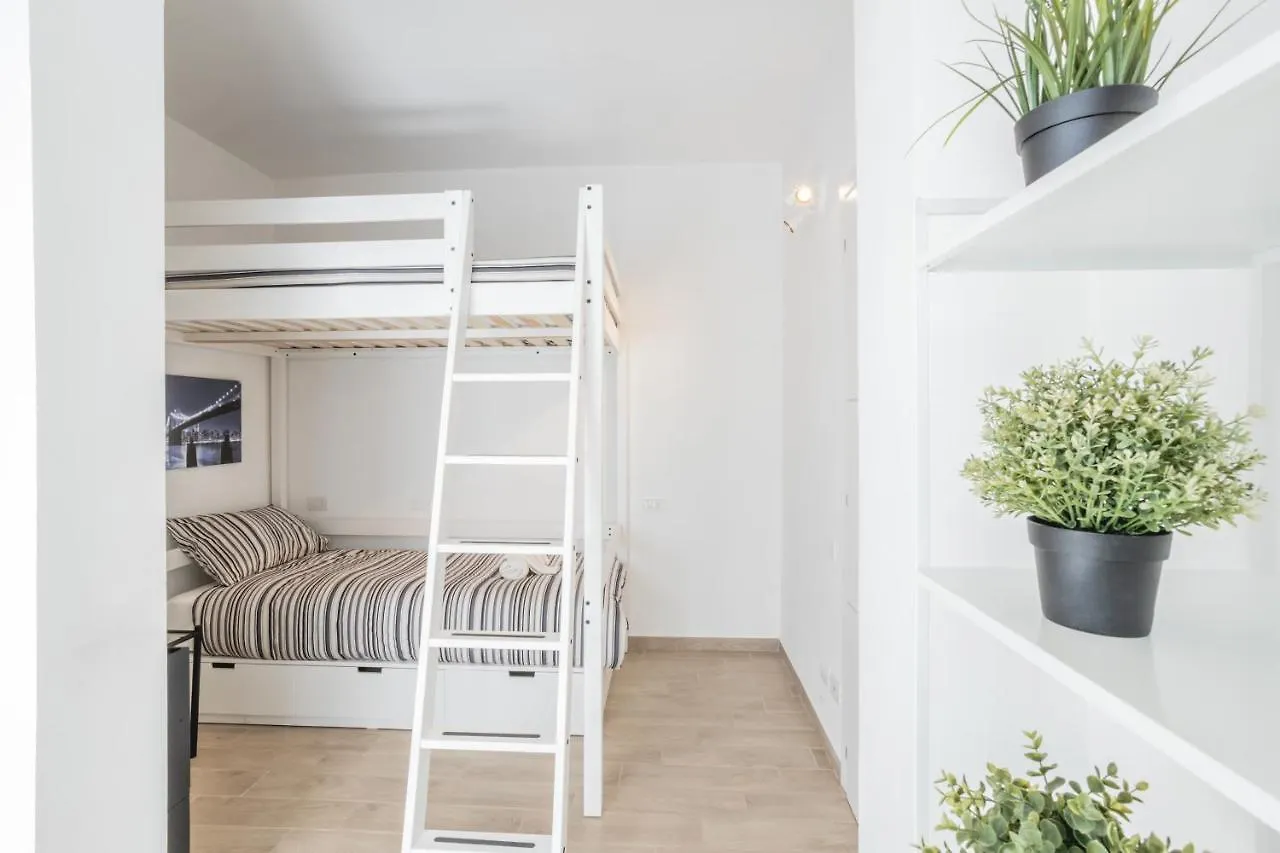 New - Al Mare - Terrazzo - Free Parking - Apartment Riccione 0*,