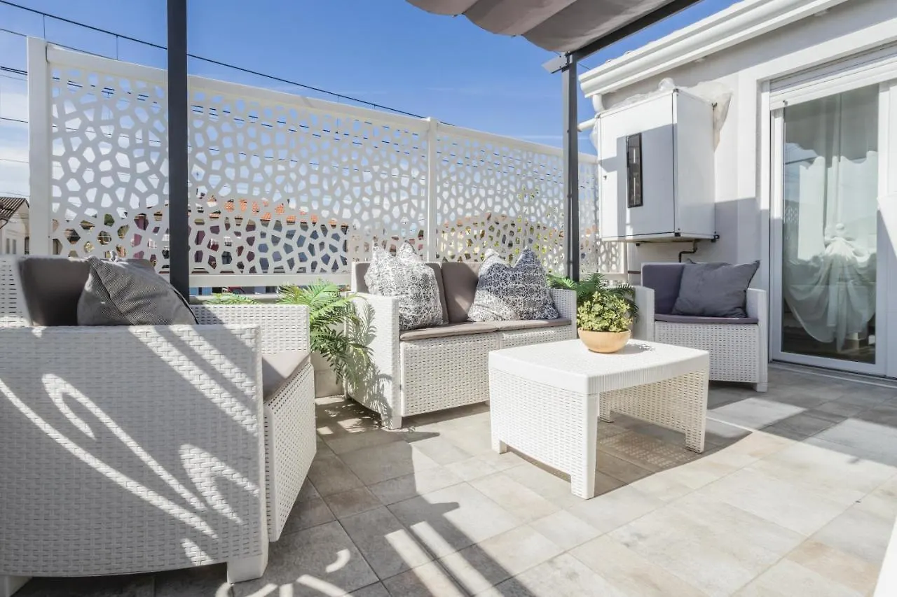 New - Al Mare - Terrazzo - Free Parking - Apartment Riccione Italy
