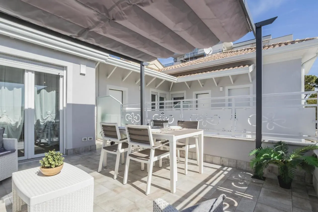 New - Al Mare - Terrazzo - Free Parking - Apartment Riccione