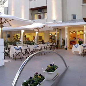 Hotel Nives, Riccione
